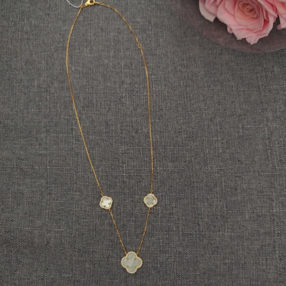 Rachel Zoe White Clover Necklace 18K Gold Plated Sterling NWT - Picture 2 of 5